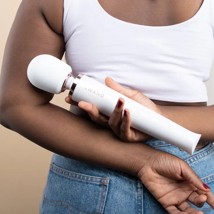 Le Wand Rechargeable Vibrating Massager